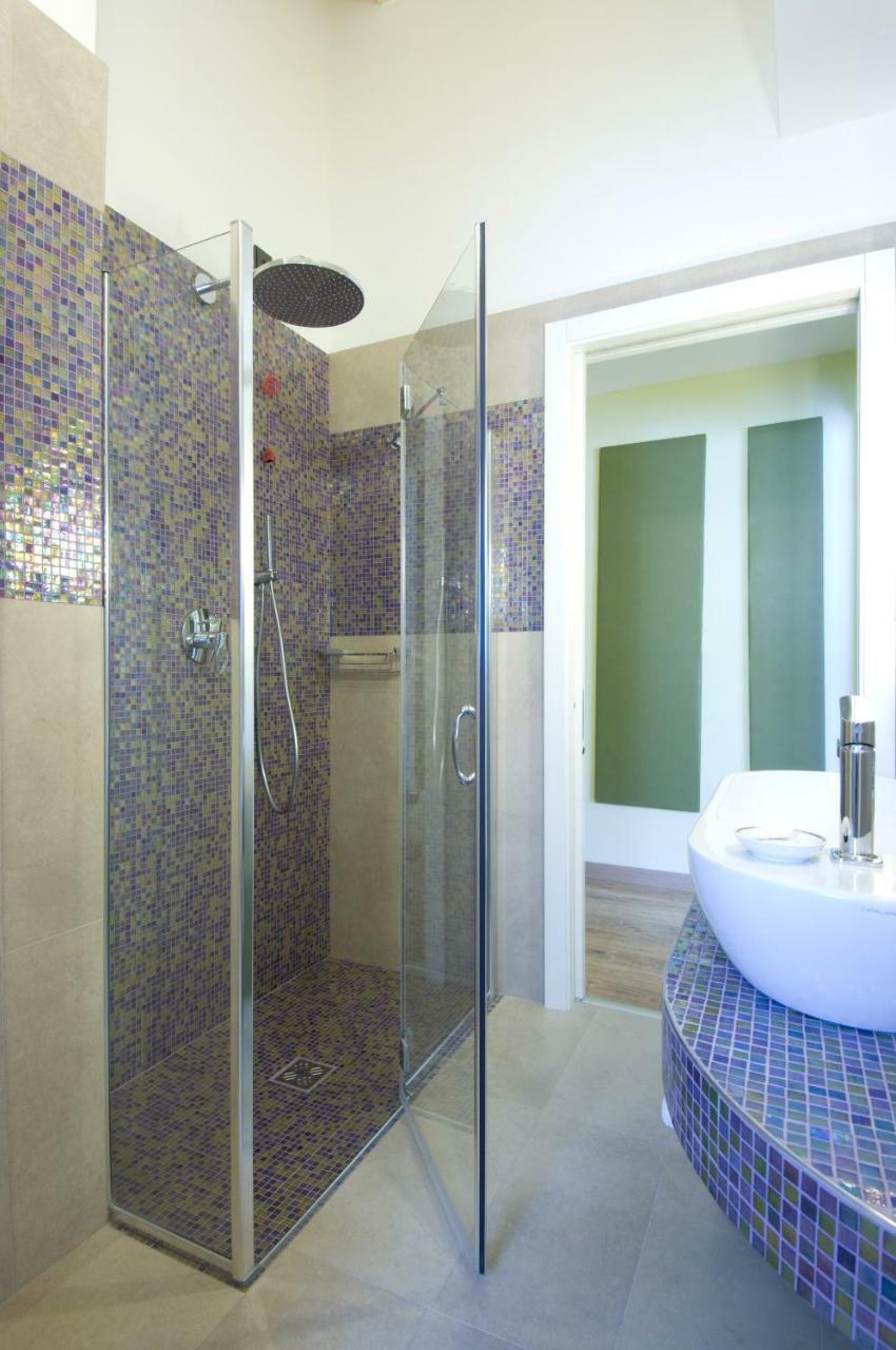 Suite with Hot Tub and Terrace