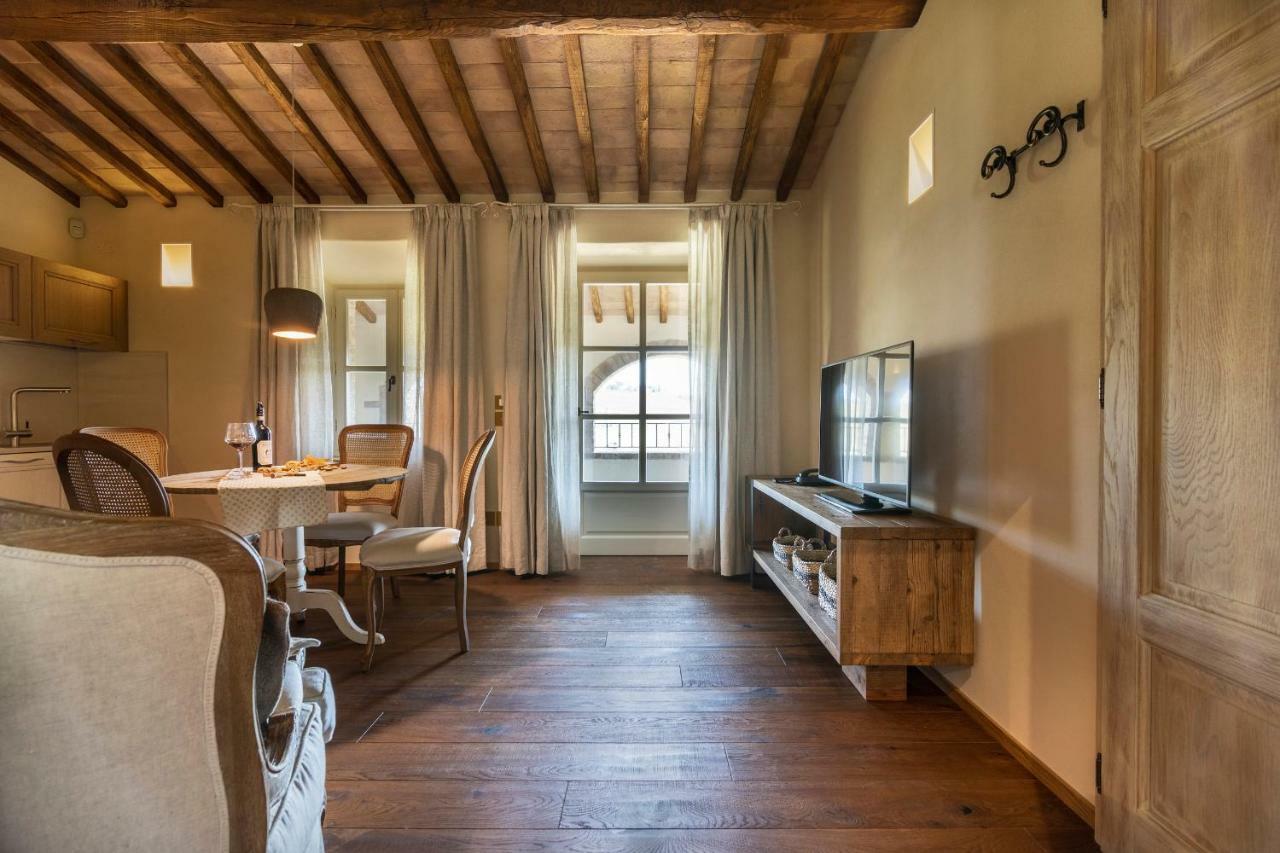 One-Bedroom Suite,788657622:JPEG