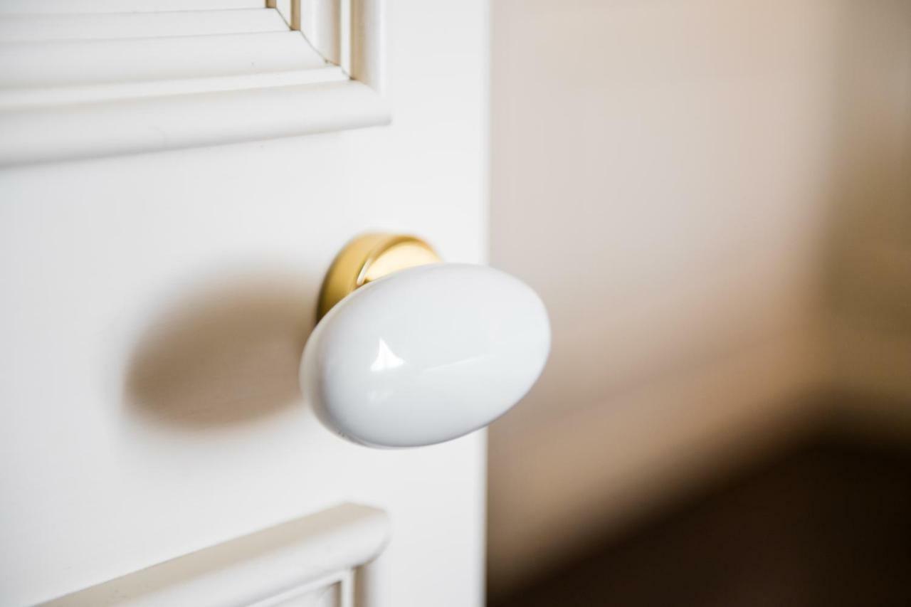 Deluxe Double Room,806068275:JPEG