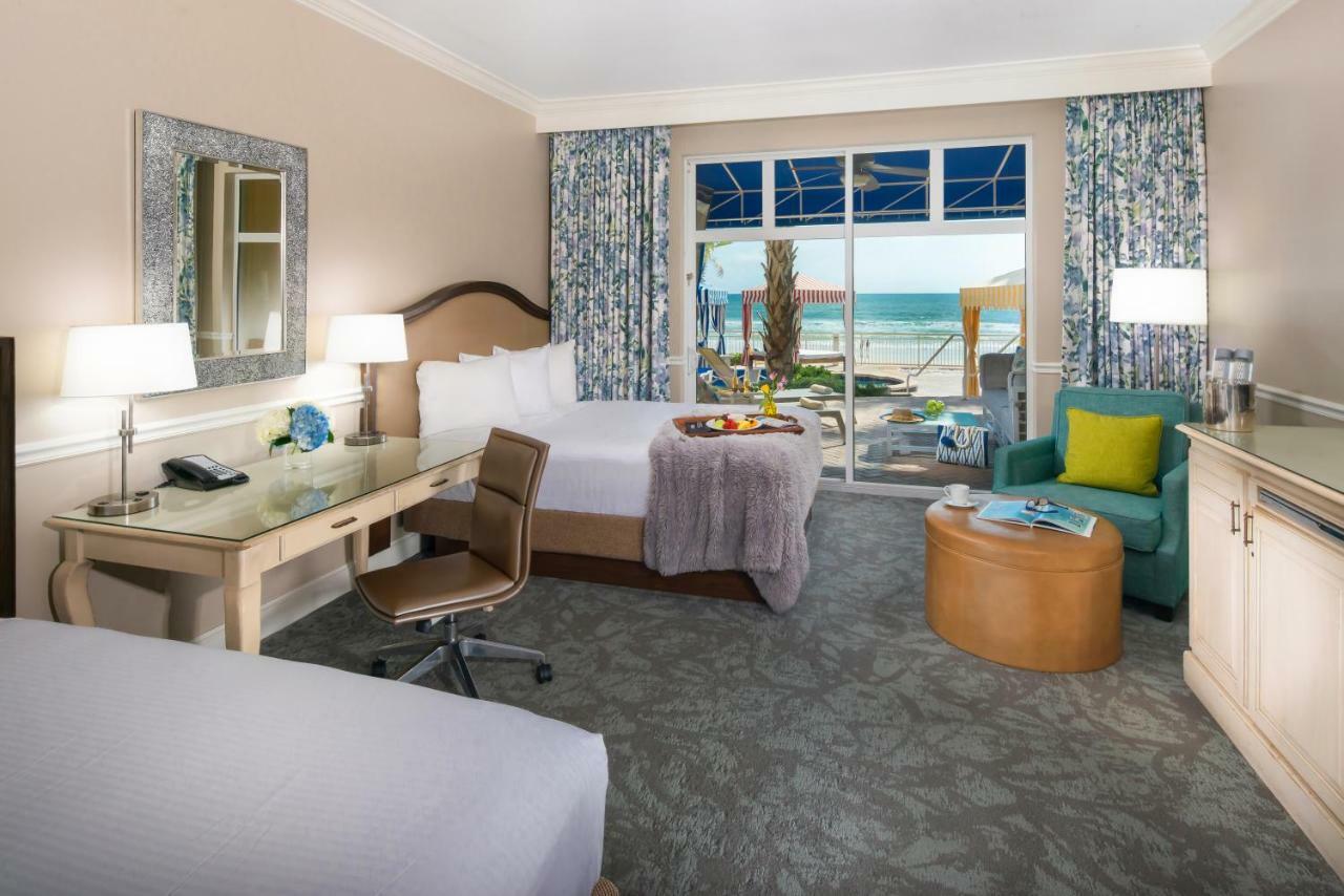 Double Room with Balcony and Sea View