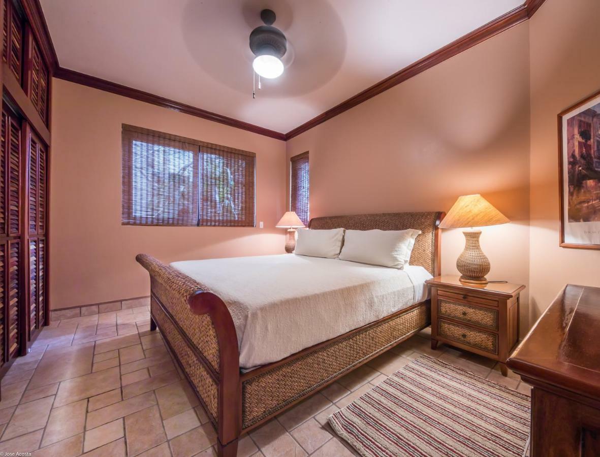 One Bedroom Sea View Suite,818224118:JPEG