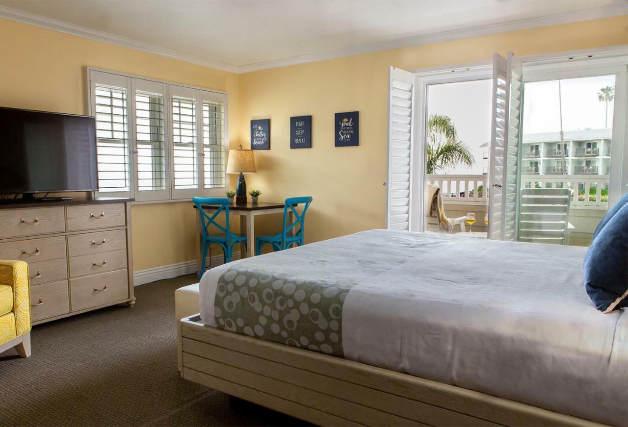 Partial Ocean View, Two Bedrooms, Two Kings, Corner,818489915:JPEG