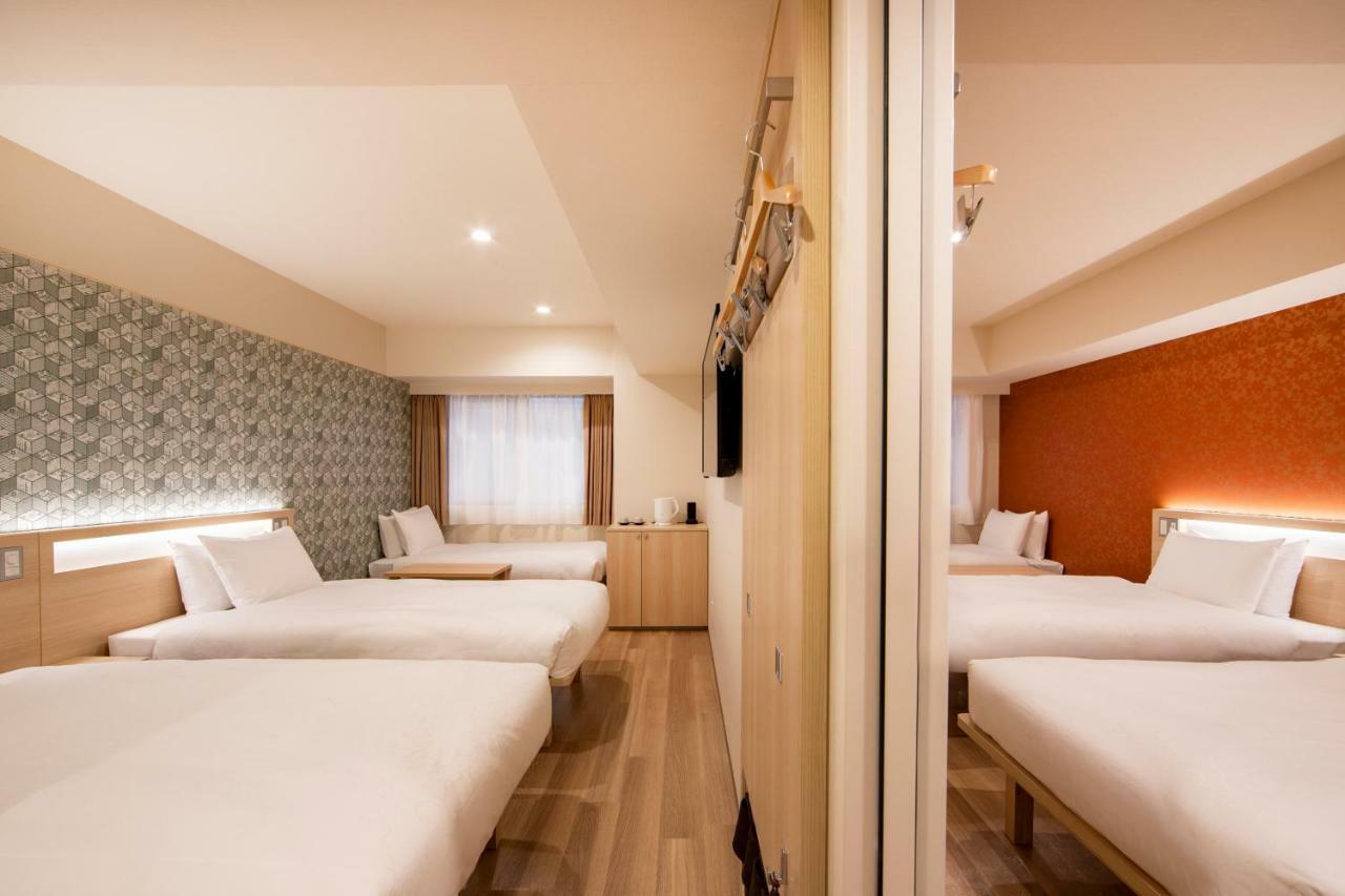 Connecting Rooms (6 Adults),1597609260:JPEG