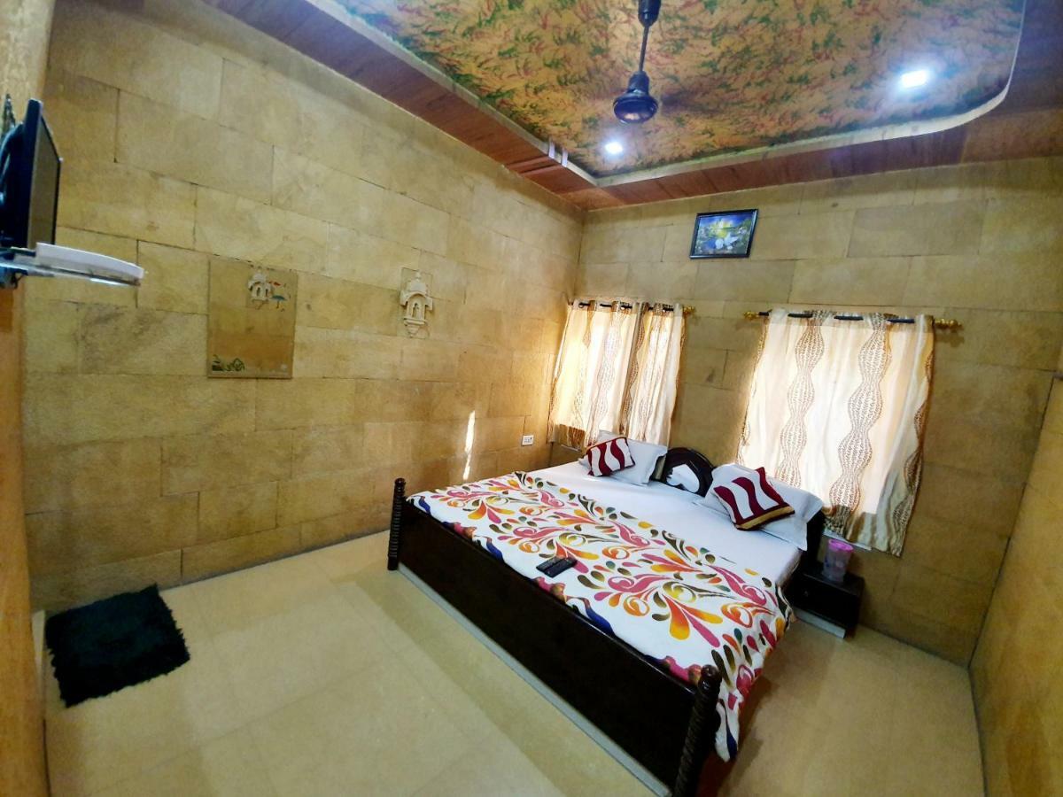 Heritage Suite with Complimentary Indian afternoon Tea @Alfresco ,20% off on Food & Soft Beverage & SPA, Early Check-in & Late Check-out (Subject to Availability) and Happy Hours 1+1 on IMFL at Silk Bar/Galleria