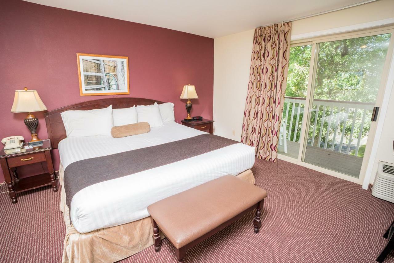 Deluxe King Room,1295814958:JPEG