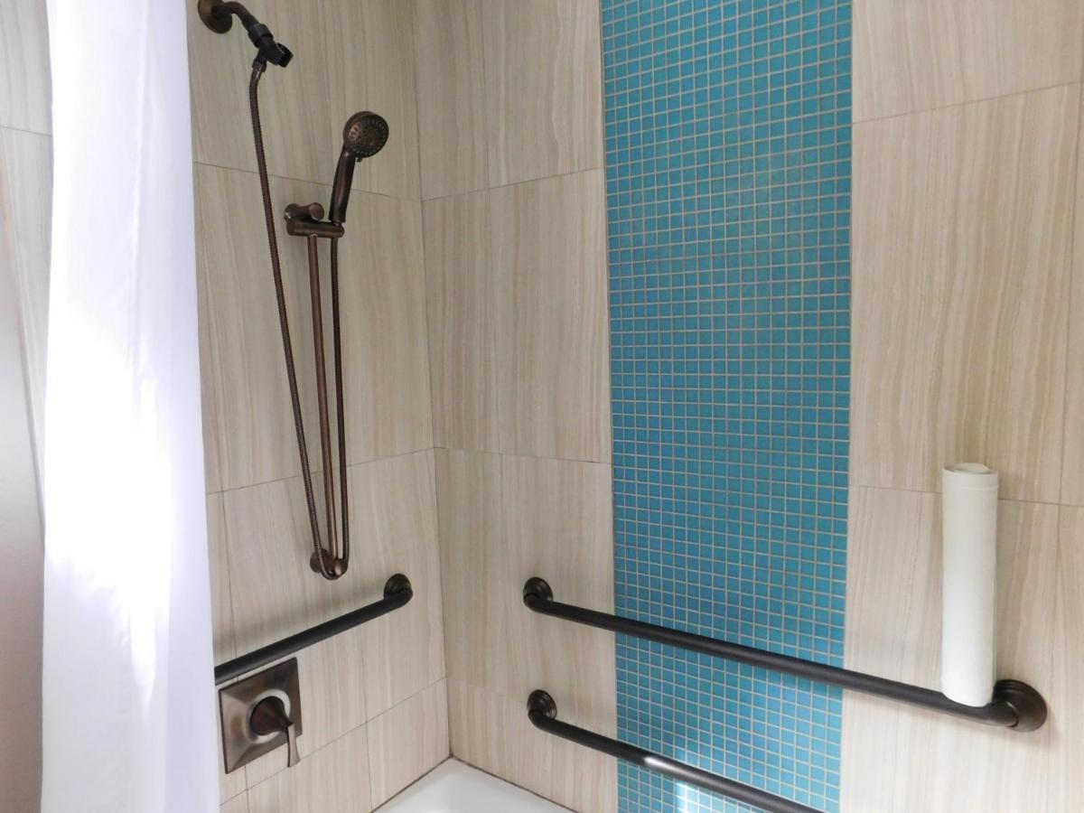 King Room - Disability Access,918131095:JPEG