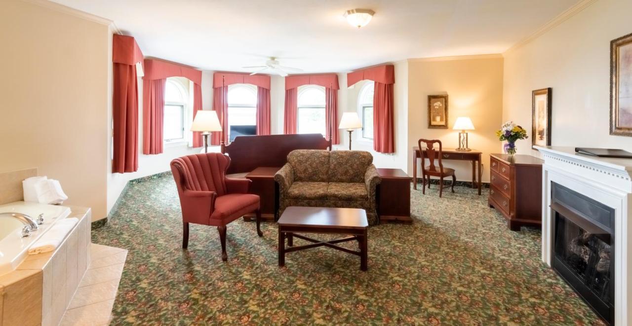 Queen Room with Spa Bath,964149043:JPEG