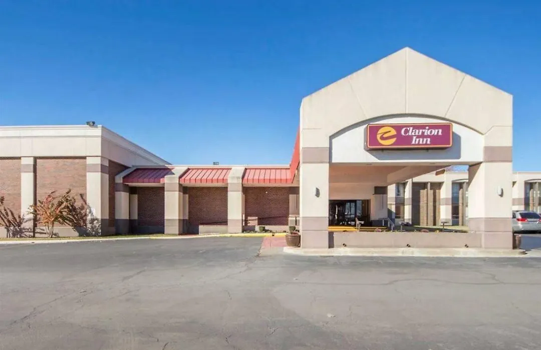 Clarion Inn Tulsa International Airport-1