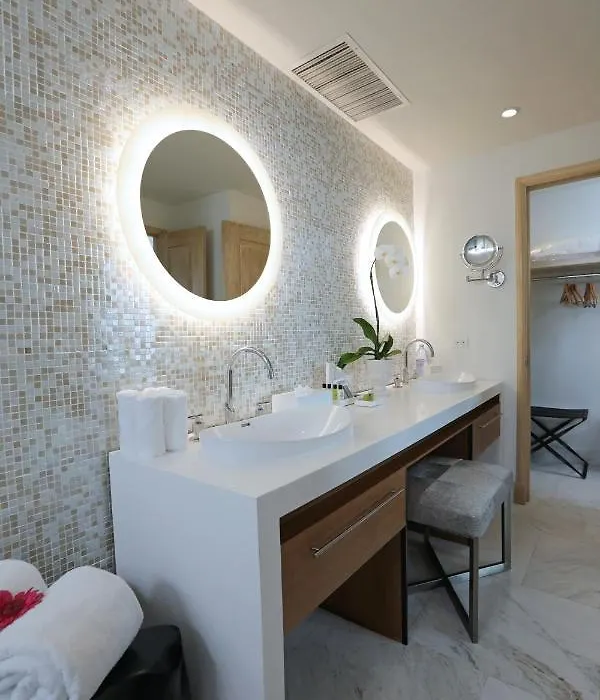 Intercontinental Tegucigalpa At Multiplaza Mall By Ihg-1