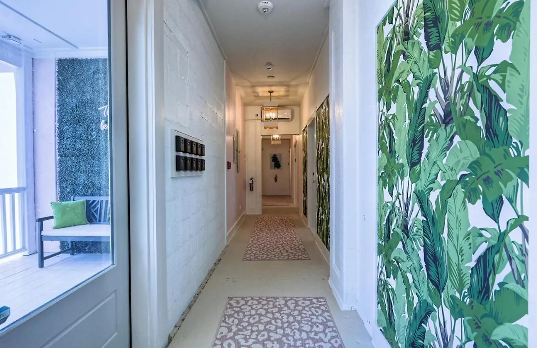 Room 7 Oleander Hotel Walk To Cruise Terminal, Restaurants & The Strand-1
