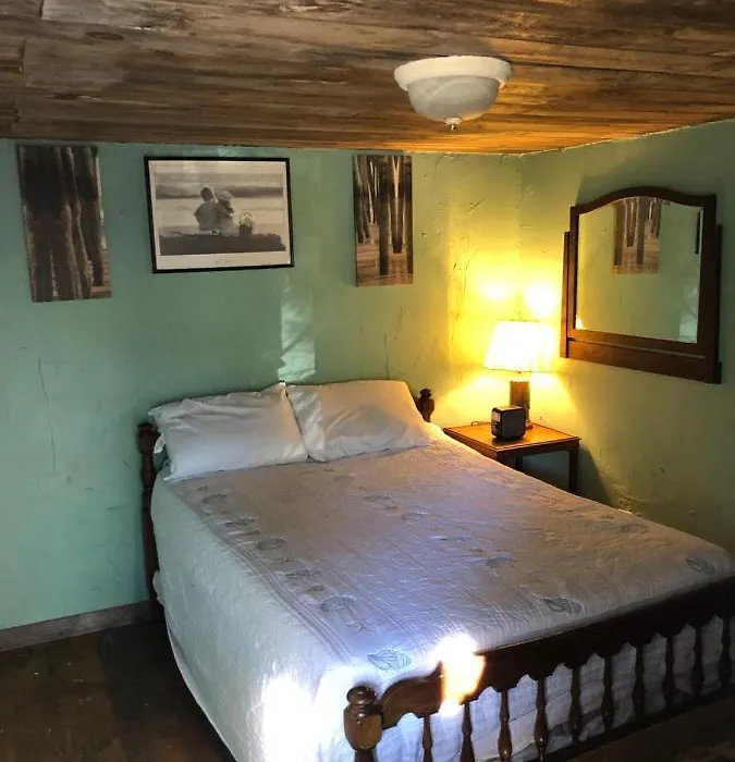 Seafarer Inn And Cottages-1