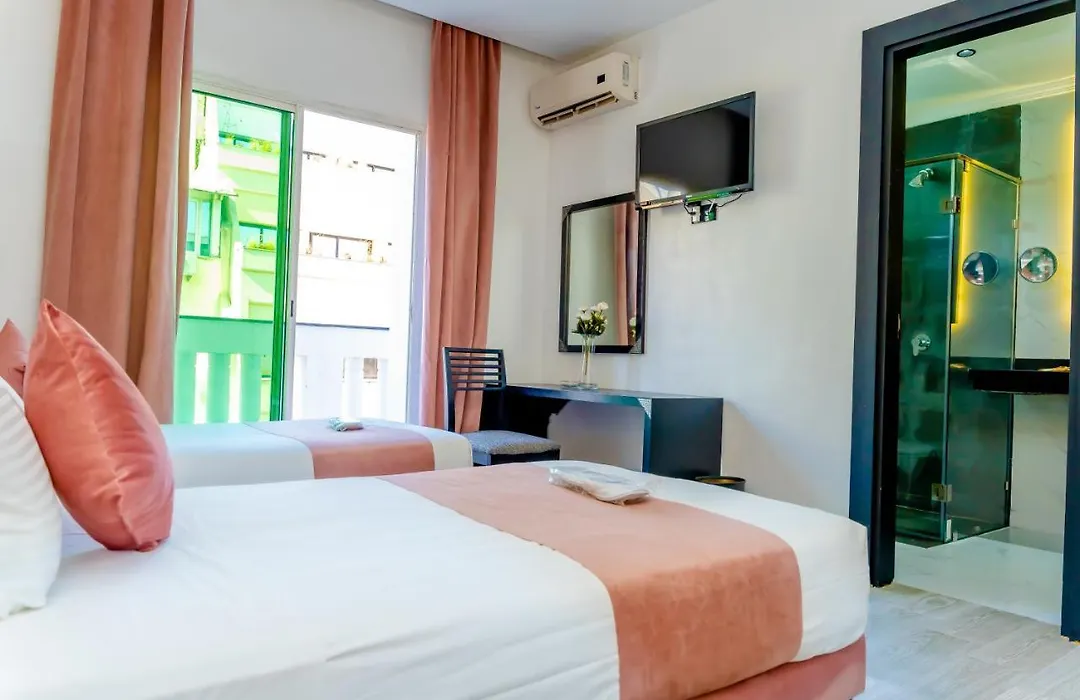 Hotel Les Ambassadeurs-1