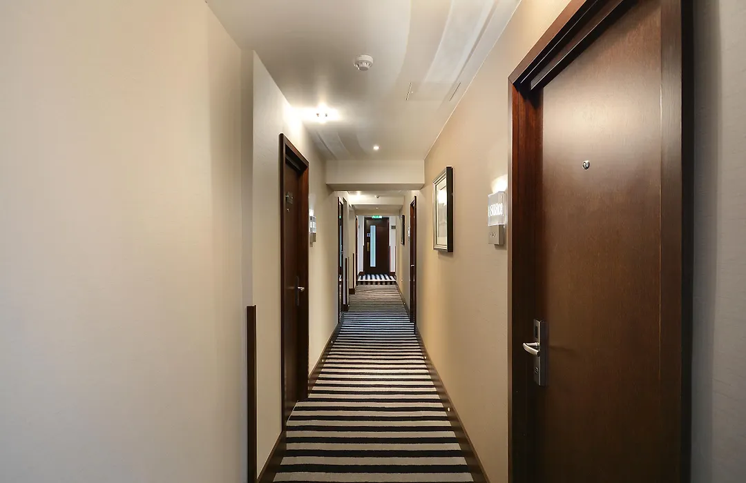 Park Grand Lancaster Gate-1