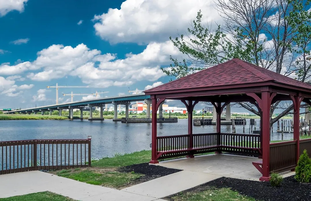 Red Roof Inn Plus+ Secaucus - Meadowlands-1
