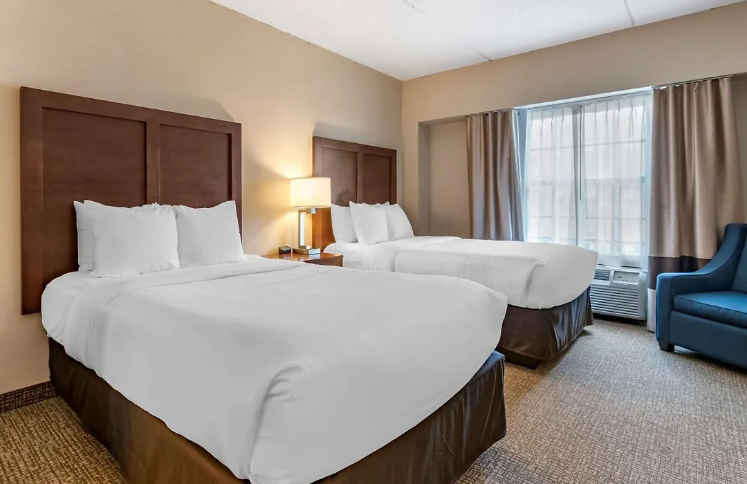 Comfort Suites Downtown Carlisle-1