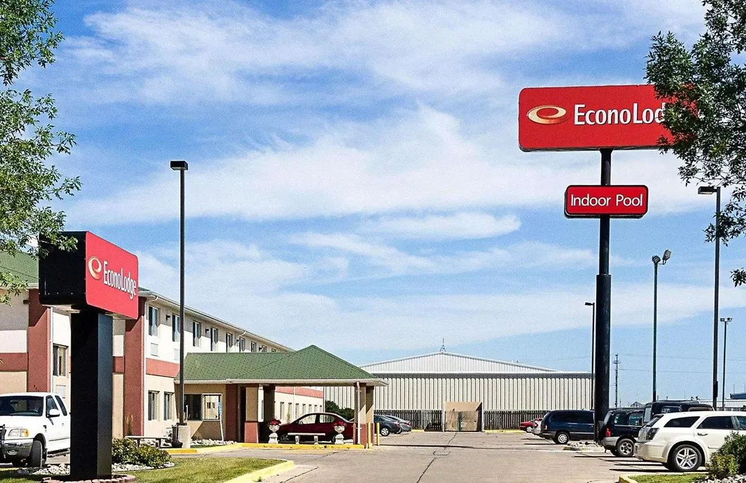 Econo Lodge Fargo - West Acres-1
