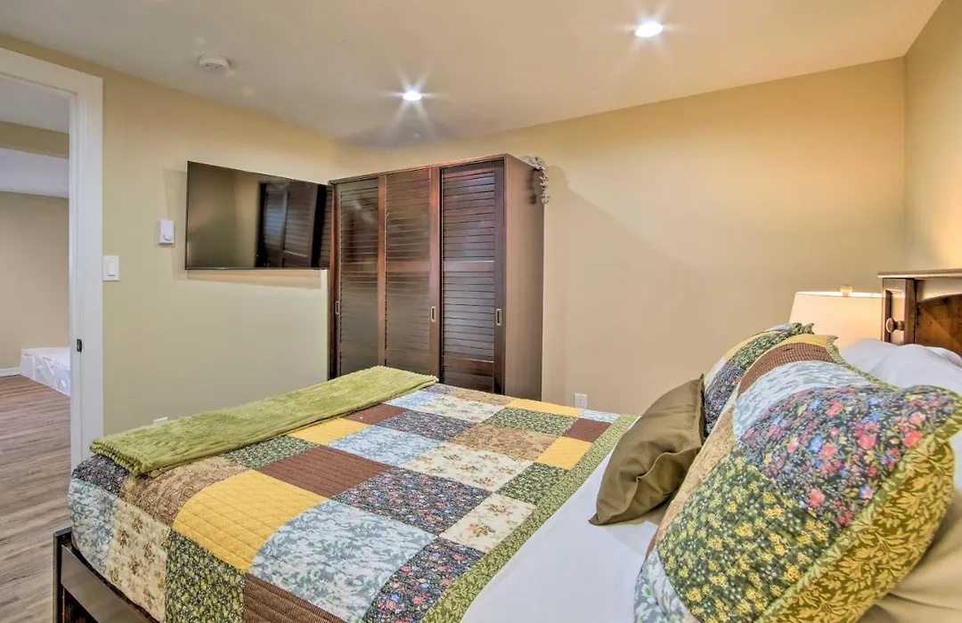Cozy North Bend Getaway In Walkable Location!-1