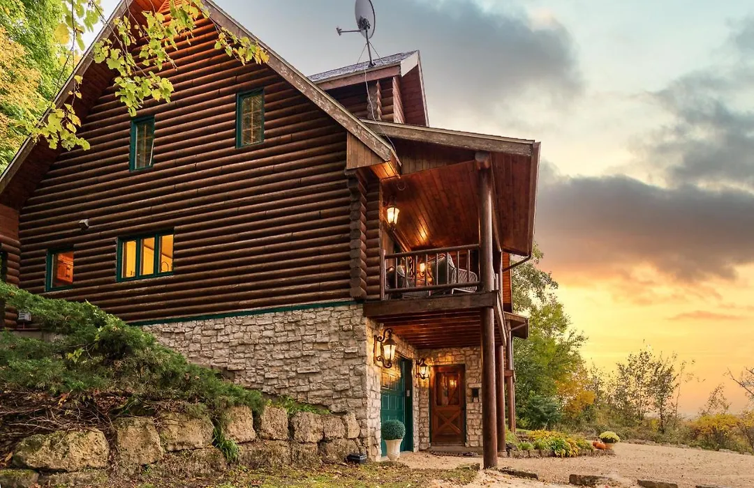 Frogmore Cabin-1