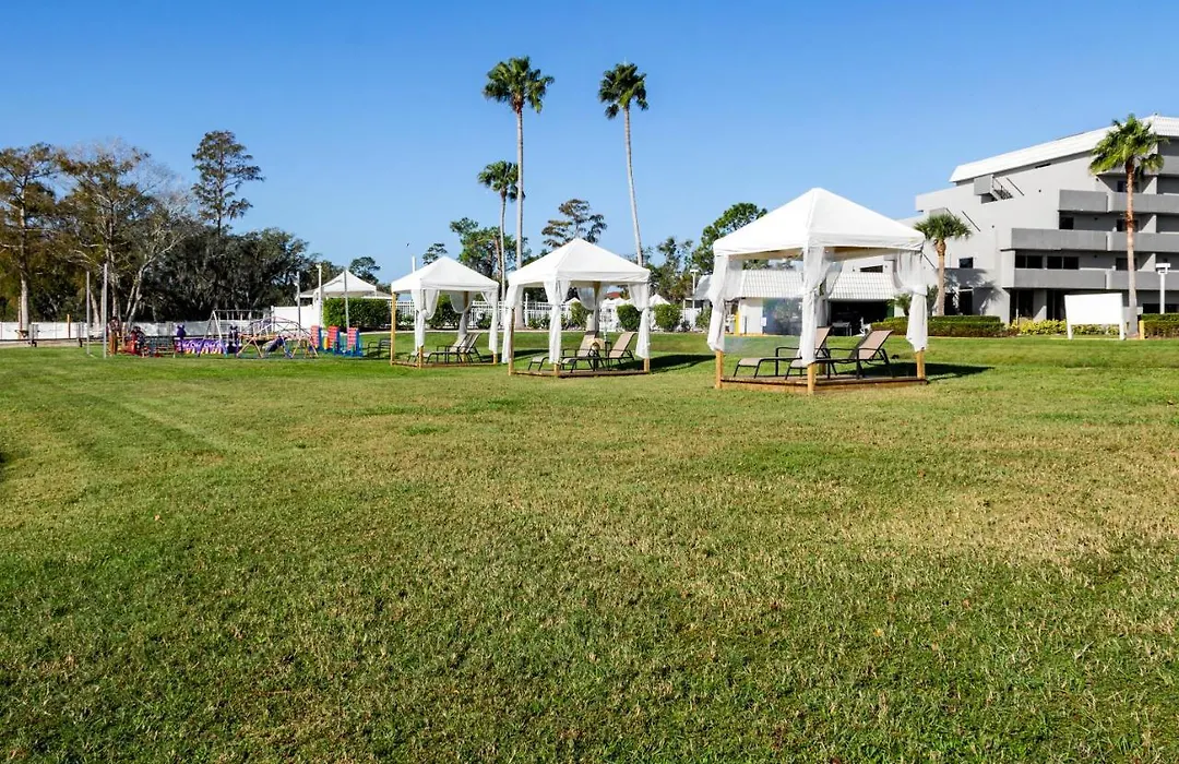 Palazzo Lakeside Hotel-1