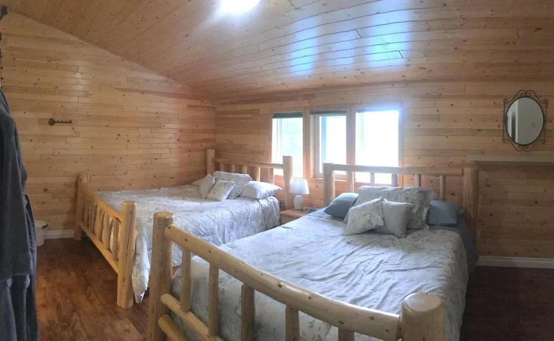 Cougar Mountain Lodge B&B-1