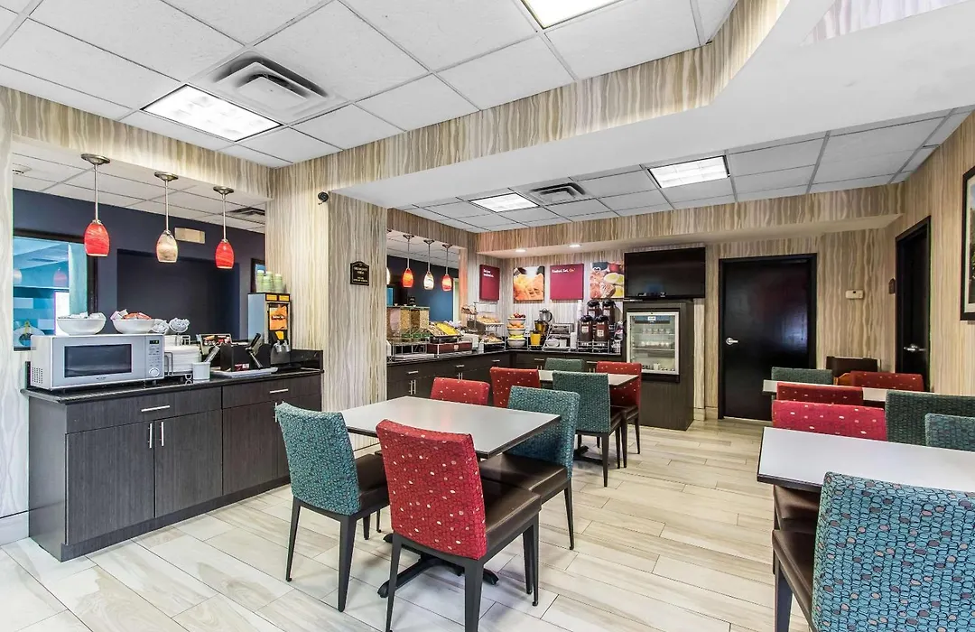 Comfort Suites Fairgrounds West-1