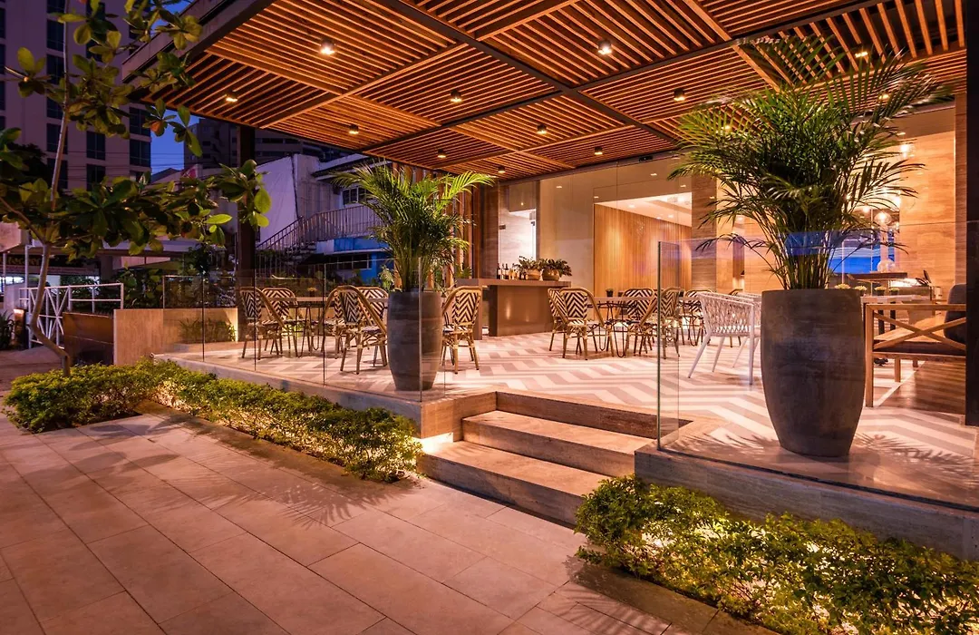 Oz Hotel Luxury-1