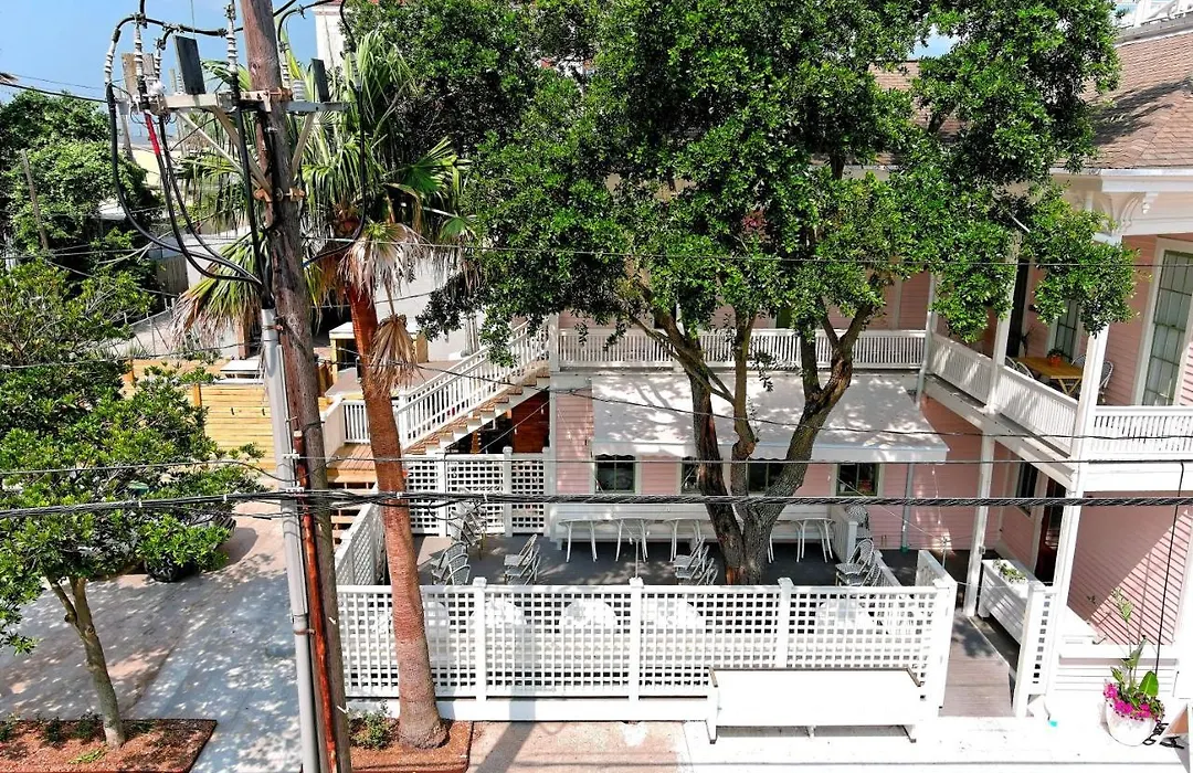 Sugars Inn Room 4 Historic Nola Charm In Downtown Galveston-1