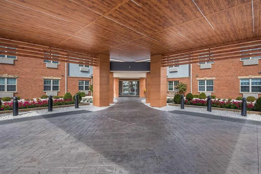 Wyndham Garden Galena-1