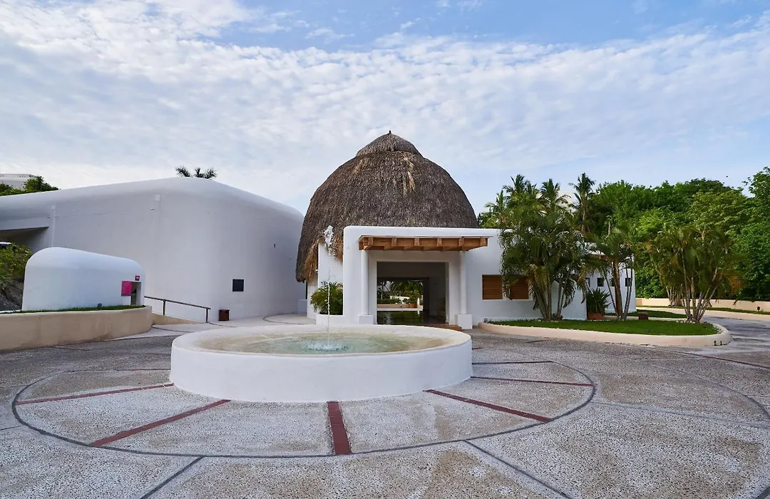 Camino Real Zaashila Huatulco-1