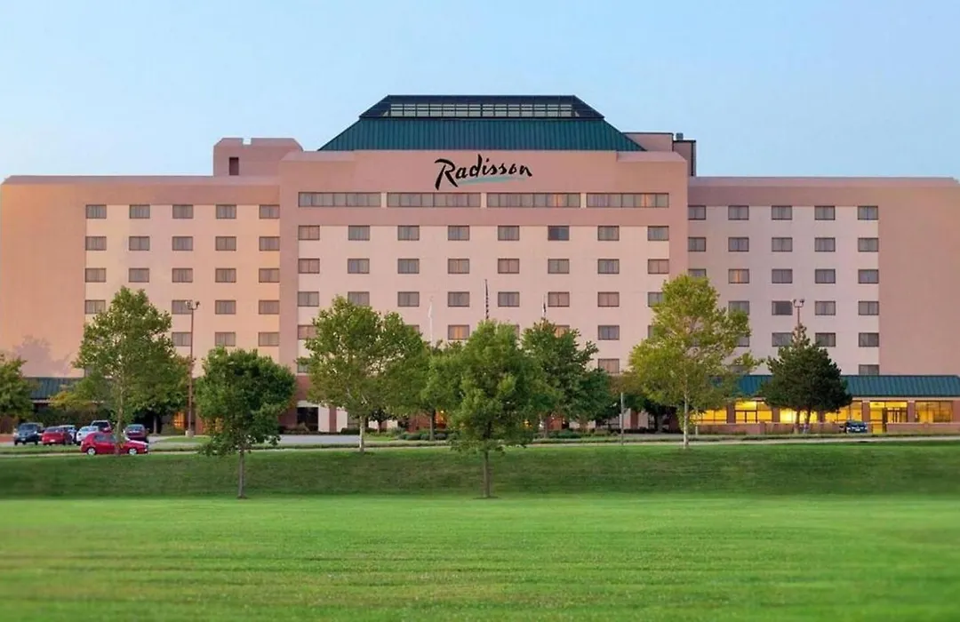 Radisson Hotel Cedar Rapids-1