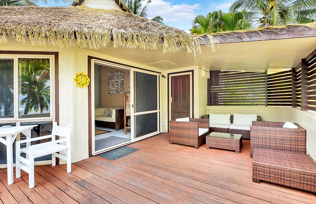 Crown Beach Resort & Spa (Adults Only)-1