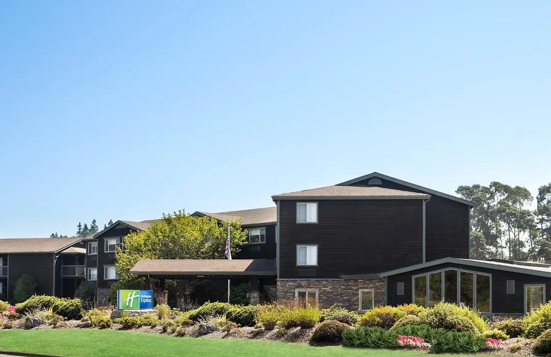 Holiday Inn Express Fort Bragg By Ihg-1