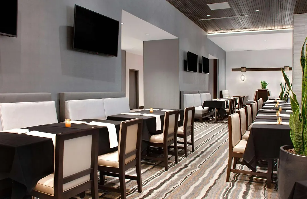 Embassy Suites By Hilton Alpharetta Halcyon-1