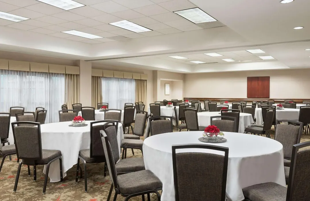 Homewood Suites By Hilton Raleigh/Crabtree Valley-1