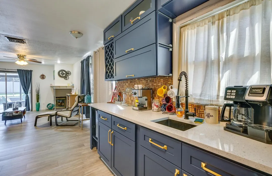 Contemporary Lutz Home Private Pool, Pet Friendly-1