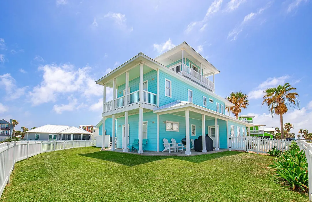 The Blue Fin House! Pool Table, Ocean View & Boardwalk To Beach-1