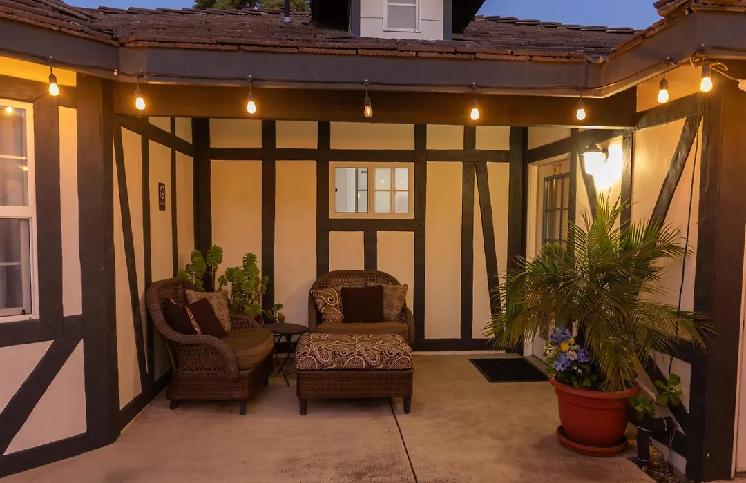 Solvang Inn & Cottages-1