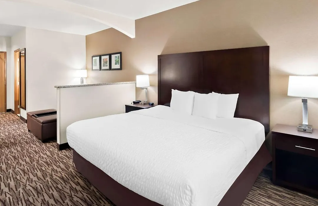Comfort Suites Portland Airport-1