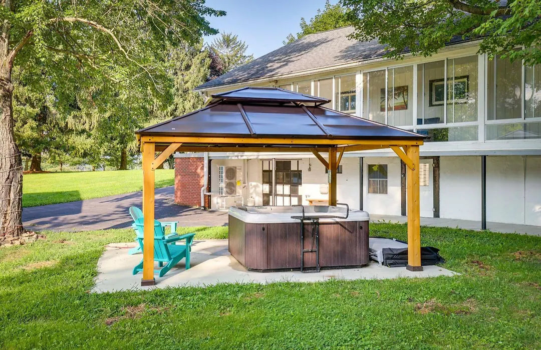 Watkins Glen Home With Hot Tub About 3 Mi To Raceway!-1