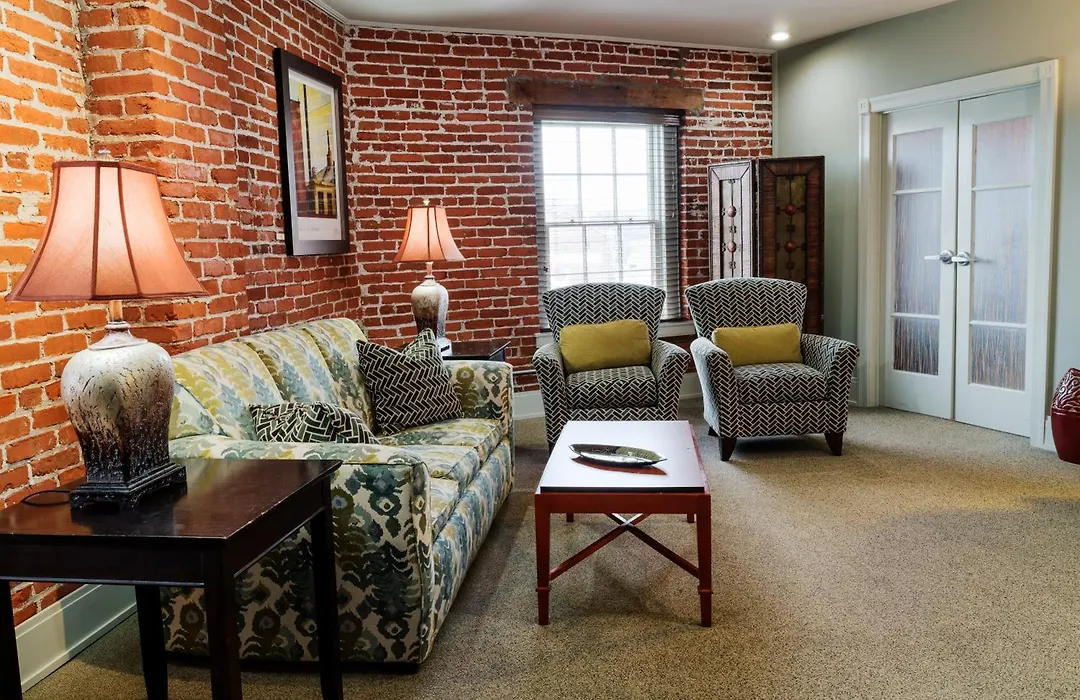 Lancaster Arts Hotel-1