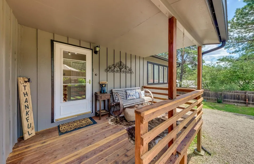 Ruidoso Home With Patio, Walk To Restaurants!-1