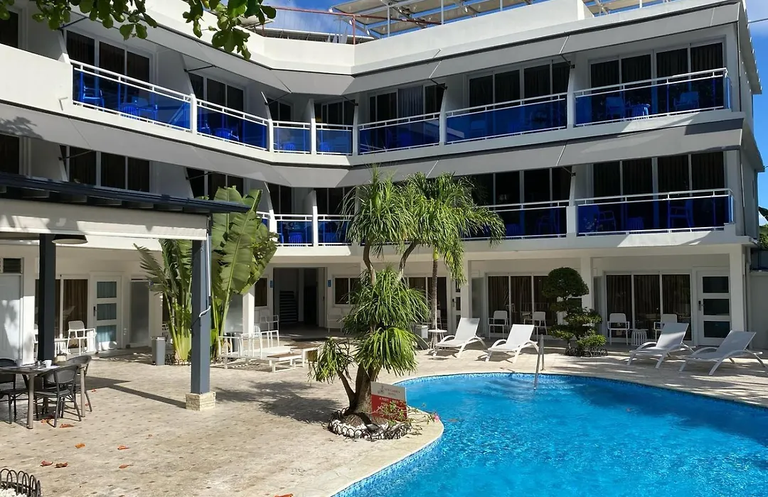 New Garden Hotel-1