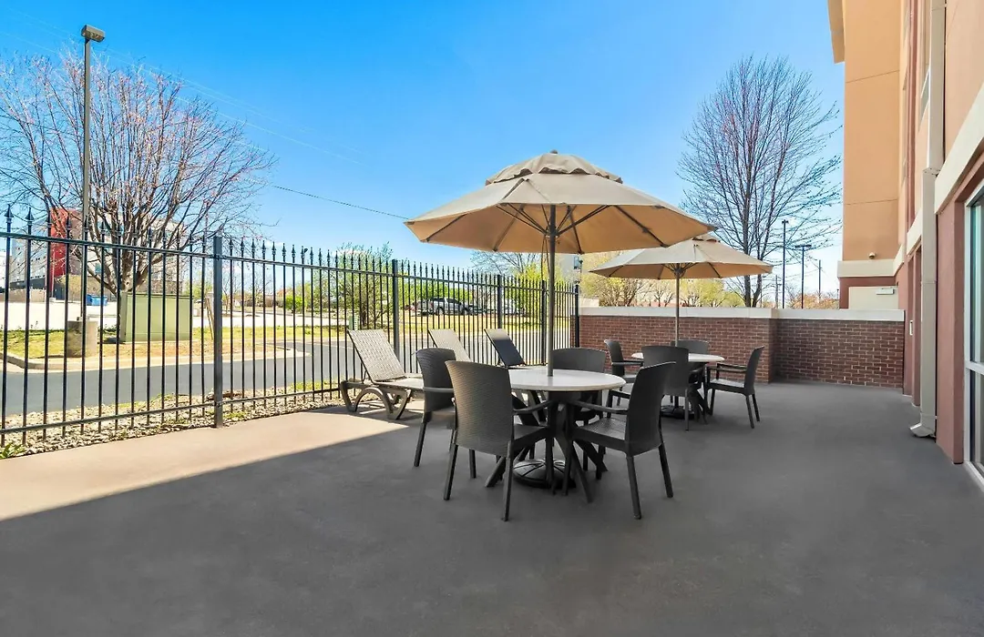 Comfort Suites Bentonville - Rogers-1