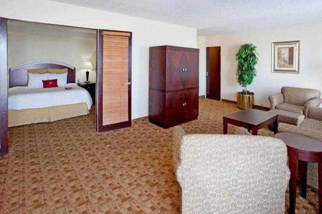 Radisson Hotel Austin - University-1