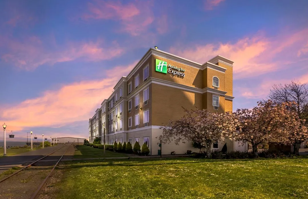 Holiday Inn Express Hotel & Suites Astoria By Ihg-1