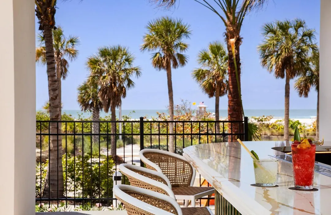 Cirque St Armands Beachside-1