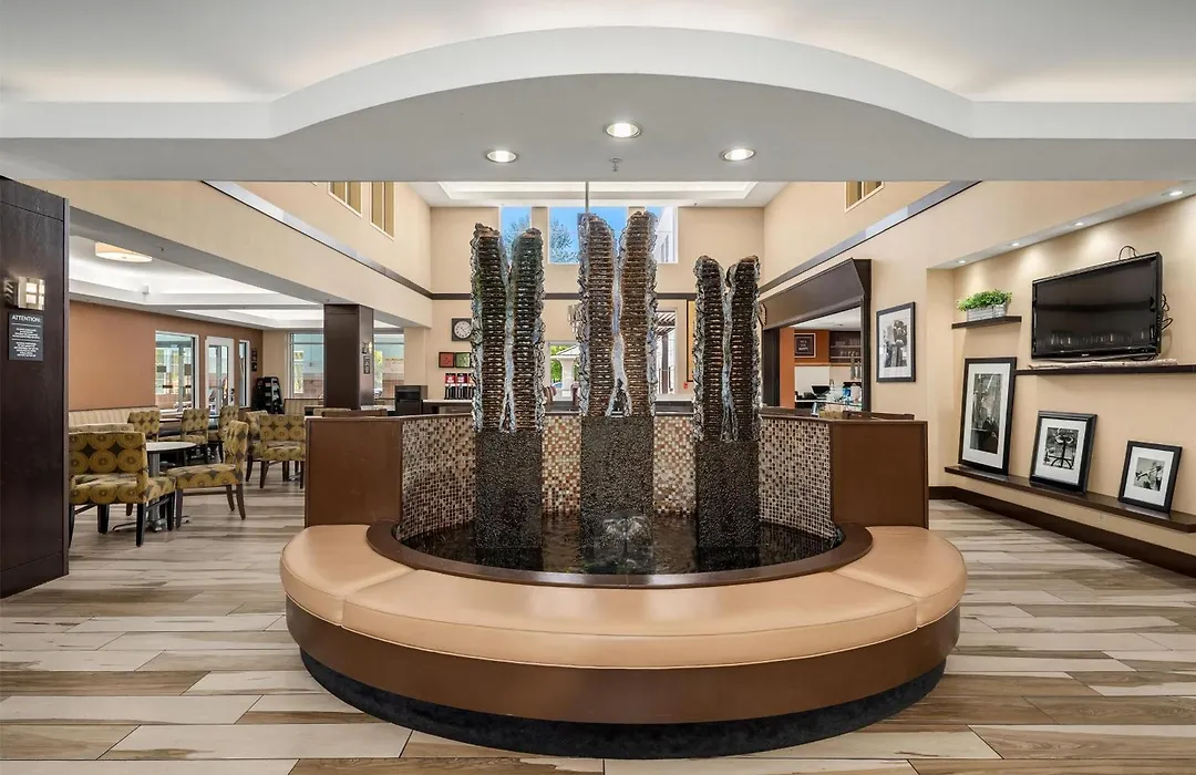 Hampton Inn & Suites Seattle North/Lynnwood-1