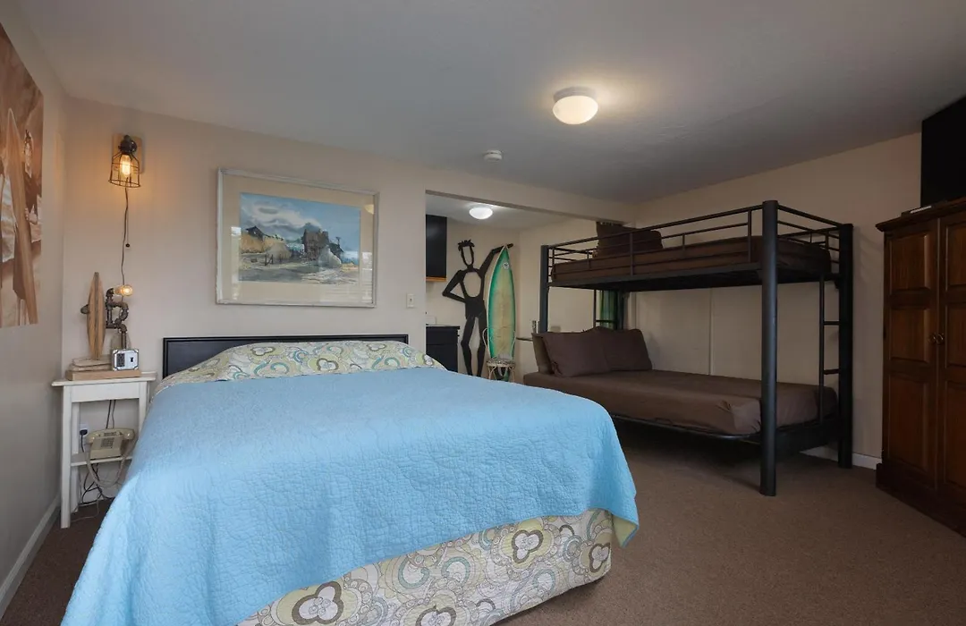 Sandy Cove Inn-1