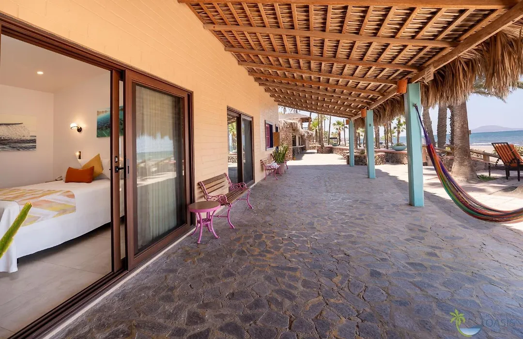 Hotel Oasis-1
