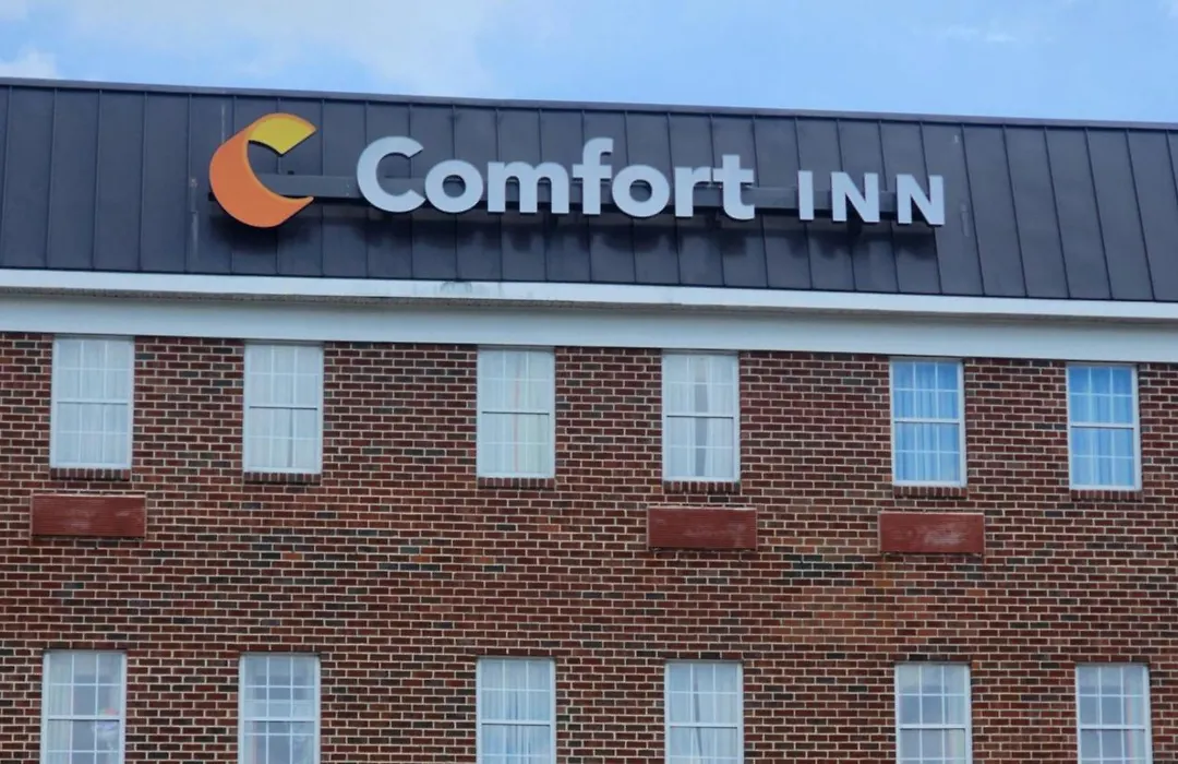 Comfort Inn Ballston-1